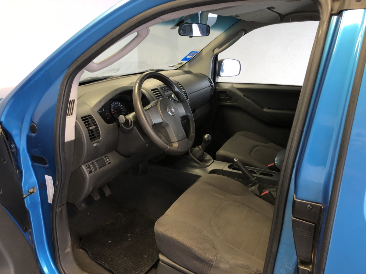 nissan-navara-2-5-dci - 8
