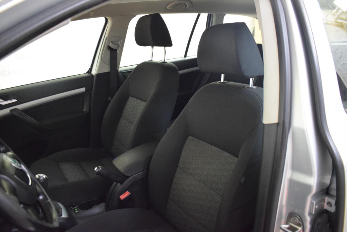 skoda-octavia-1-4-tsi-bez-koroze-super-stav - 7