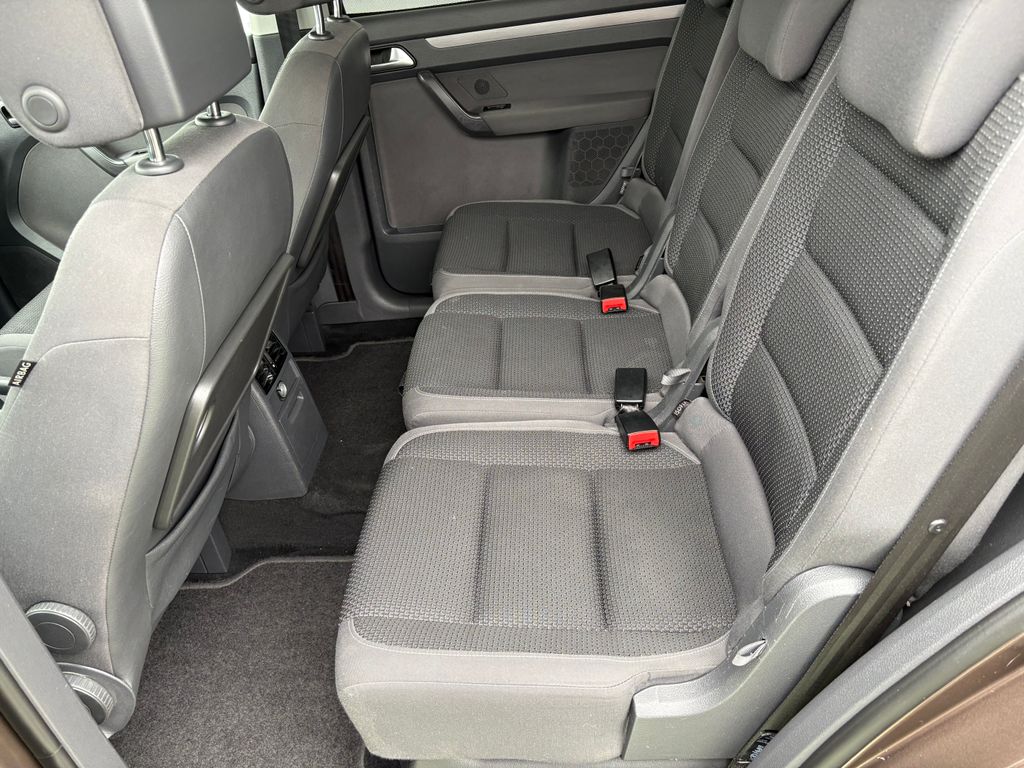 volkswagen-touran-1-6tdi-77kw-tazne - 6