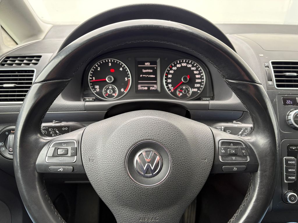 volkswagen-touran-1-6tdi-77kw-tazne - 7