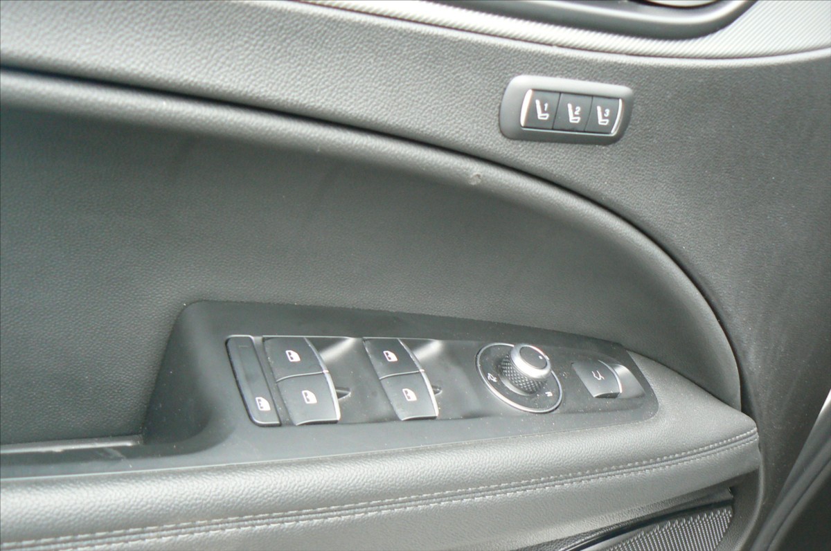 alfa-romeo-stelvio-2-2-veloce-q4-dph-56264-km - 8