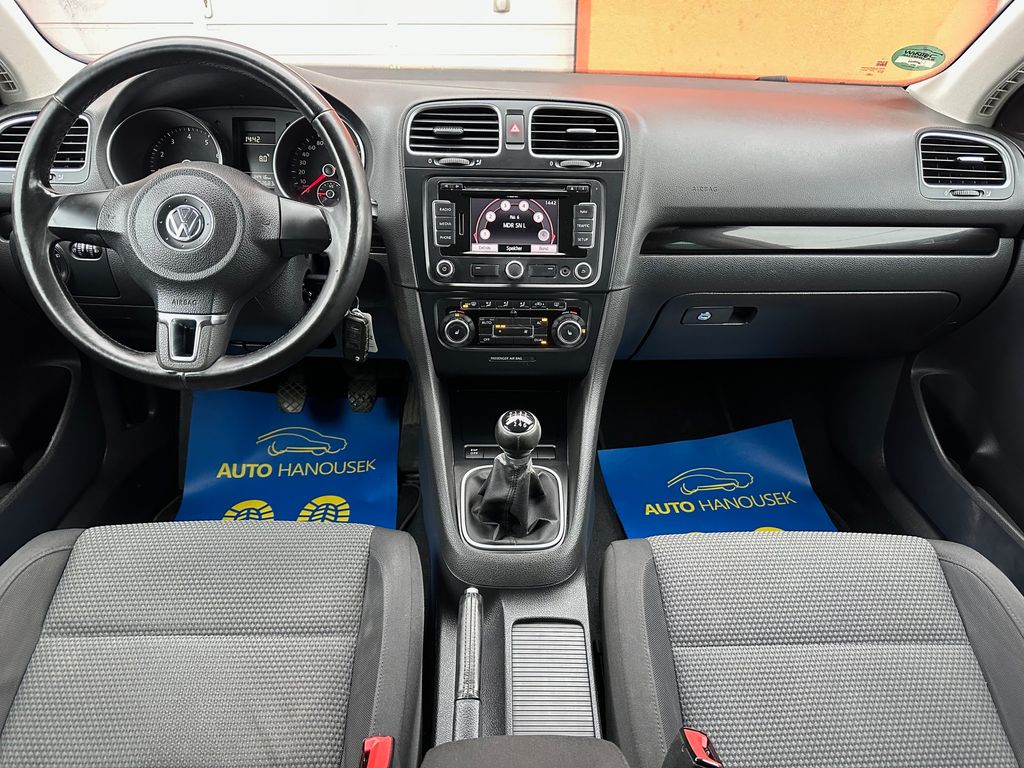 volkswagen-golf-1-4-tsi-90kw-1-maj-nova-tk - 8