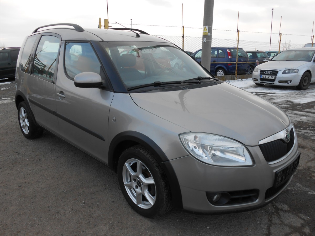 skoda-roomster-1-4-16v-63-kw-klima-serviska - 1