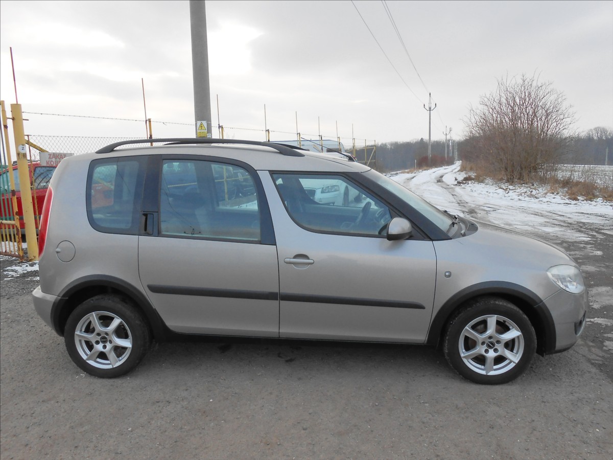 skoda-roomster-1-4-16v-63-kw-klima-serviska - 2