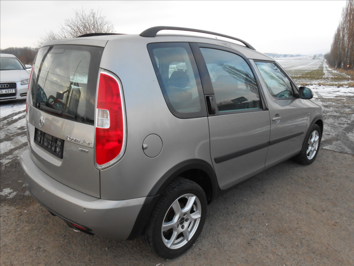 skoda-roomster-1-4-16v-63-kw-klima-serviska - 3