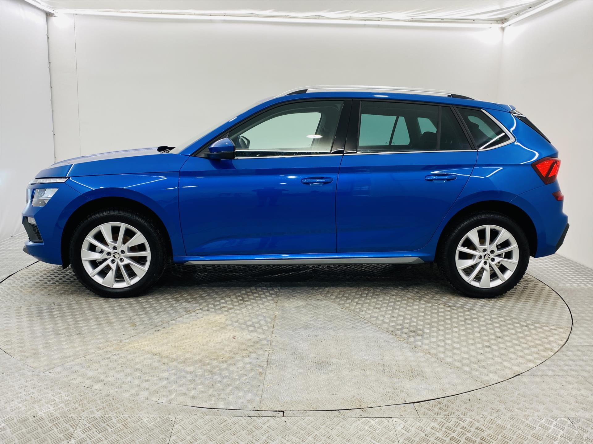 skoda-kamiq-1-0-tsi-85kw-top-selection - 2