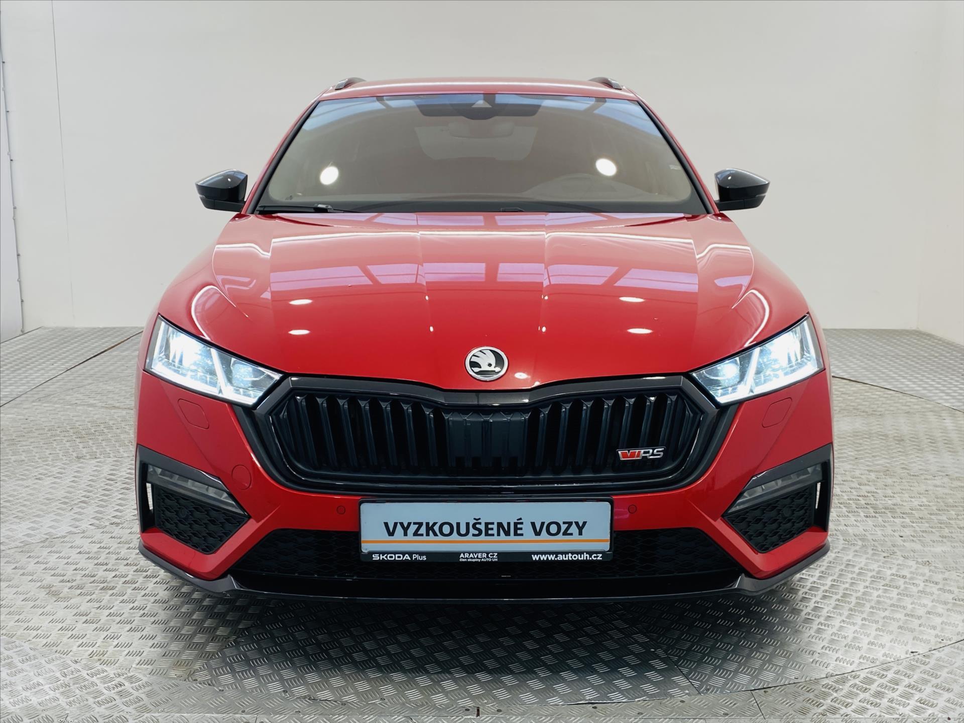 skoda-octavia-2-0-tdi-147kw-dsg-rs - 3