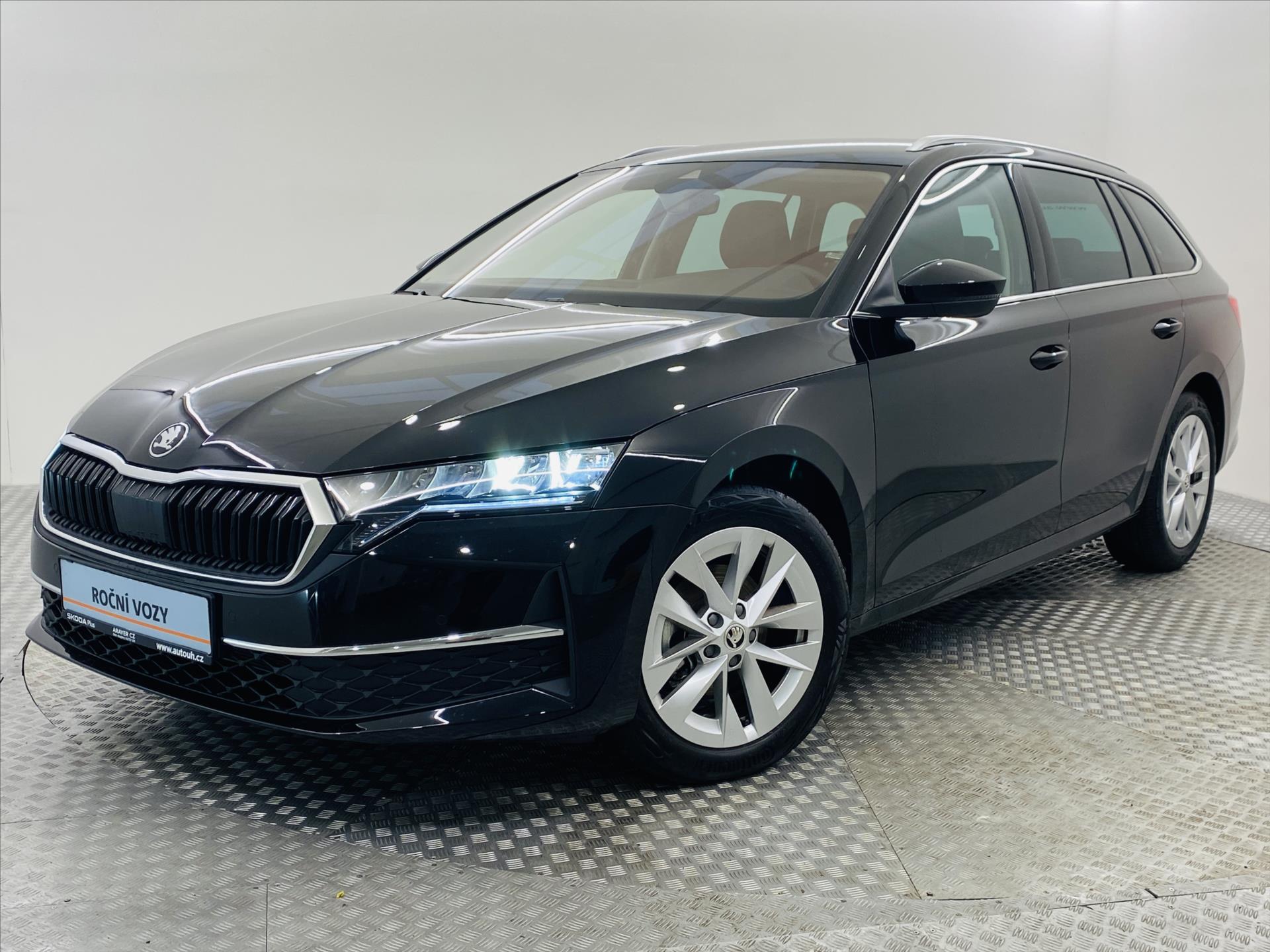 Škoda Octavia 1,5 TSI 85kW Top Selection DSG