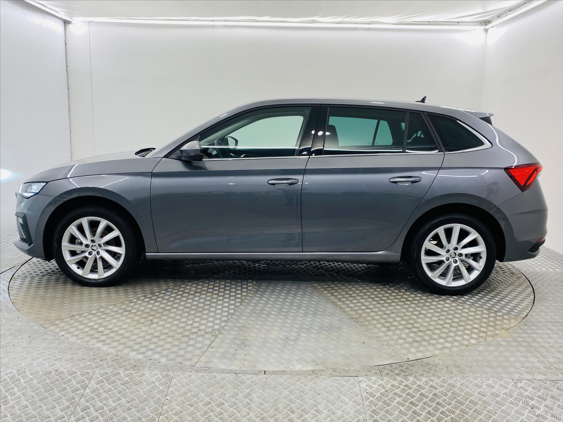 skoda-scala-1-0-tsi-85kw-top-selection - 2