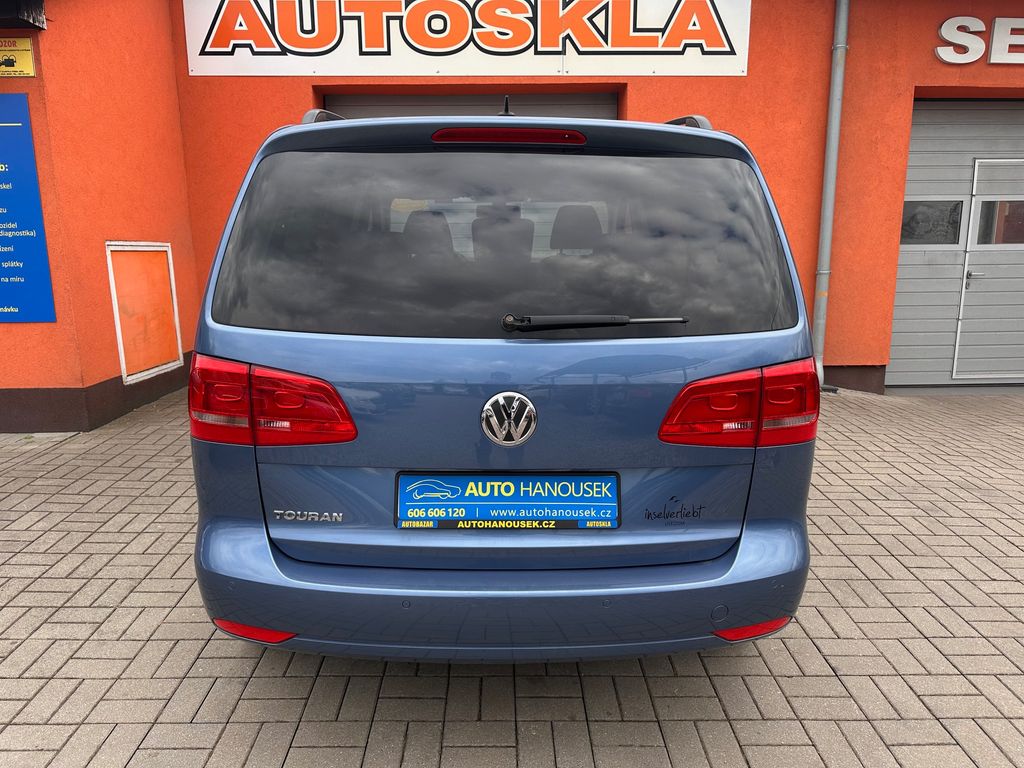 volkswagen-touran-1-2-tsi-77kw-serviska-tazne - 5
