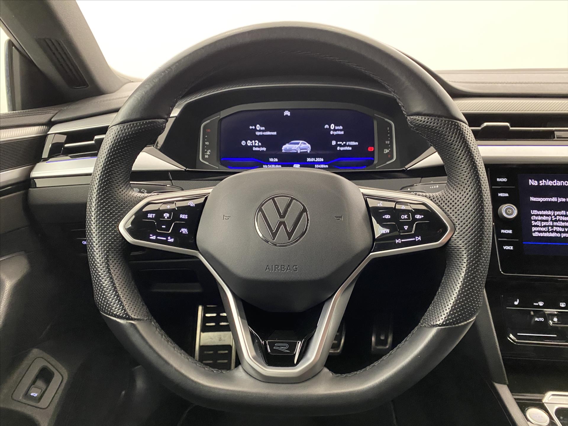 volkswagen-arteon-2-0-tdi-147kw-dsg-r-line - 9