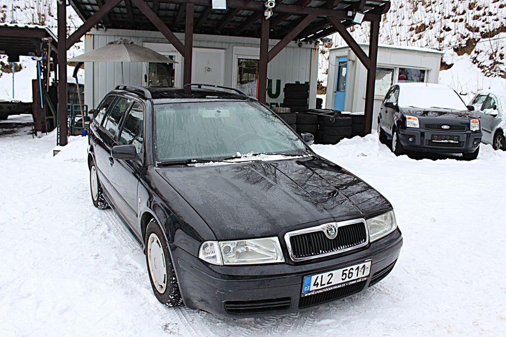 skoda-octavia-kombi-1-9-tdi-4x4 - 2