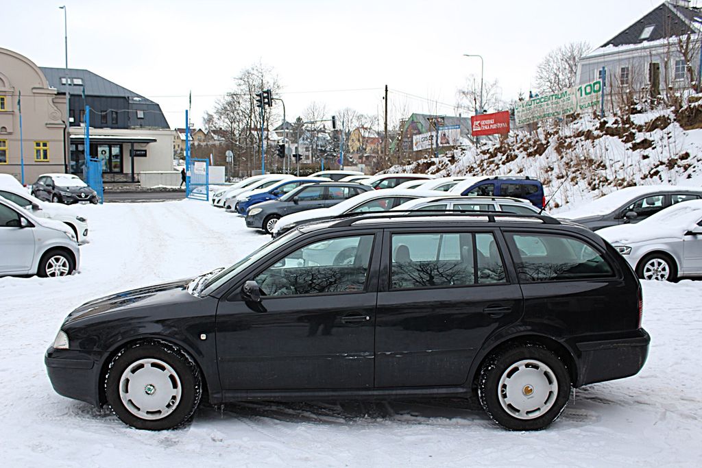 skoda-octavia-kombi-1-9-tdi-4x4 - 5