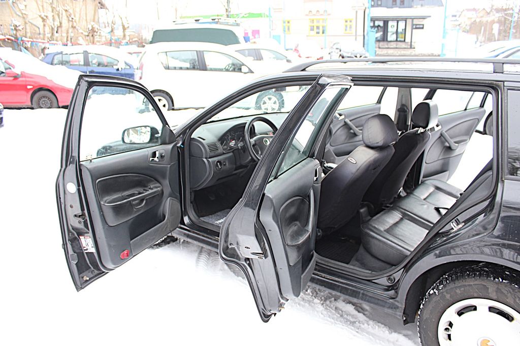 skoda-octavia-kombi-1-9-tdi-4x4 - 8