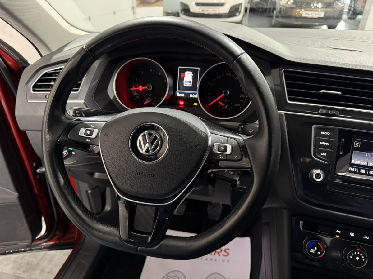 volkswagen-tiguan-1-4-tsi-110kw-1-majitel-cidla - 8