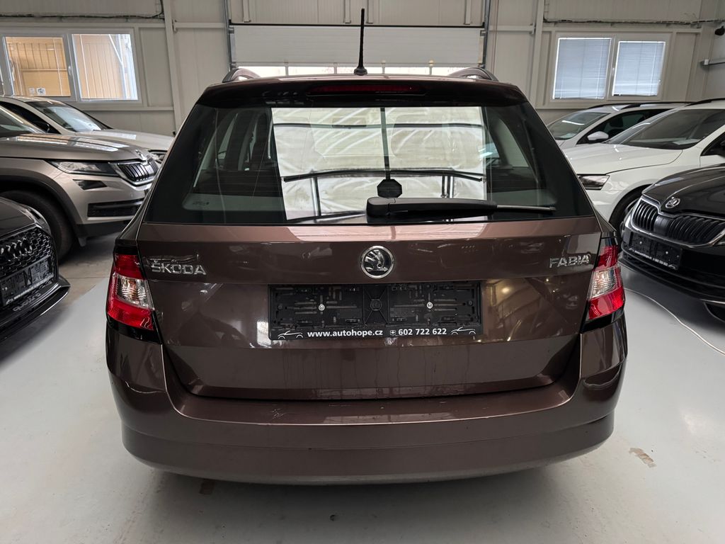 skoda-fabia-combi-1-2-tsi-active - 4