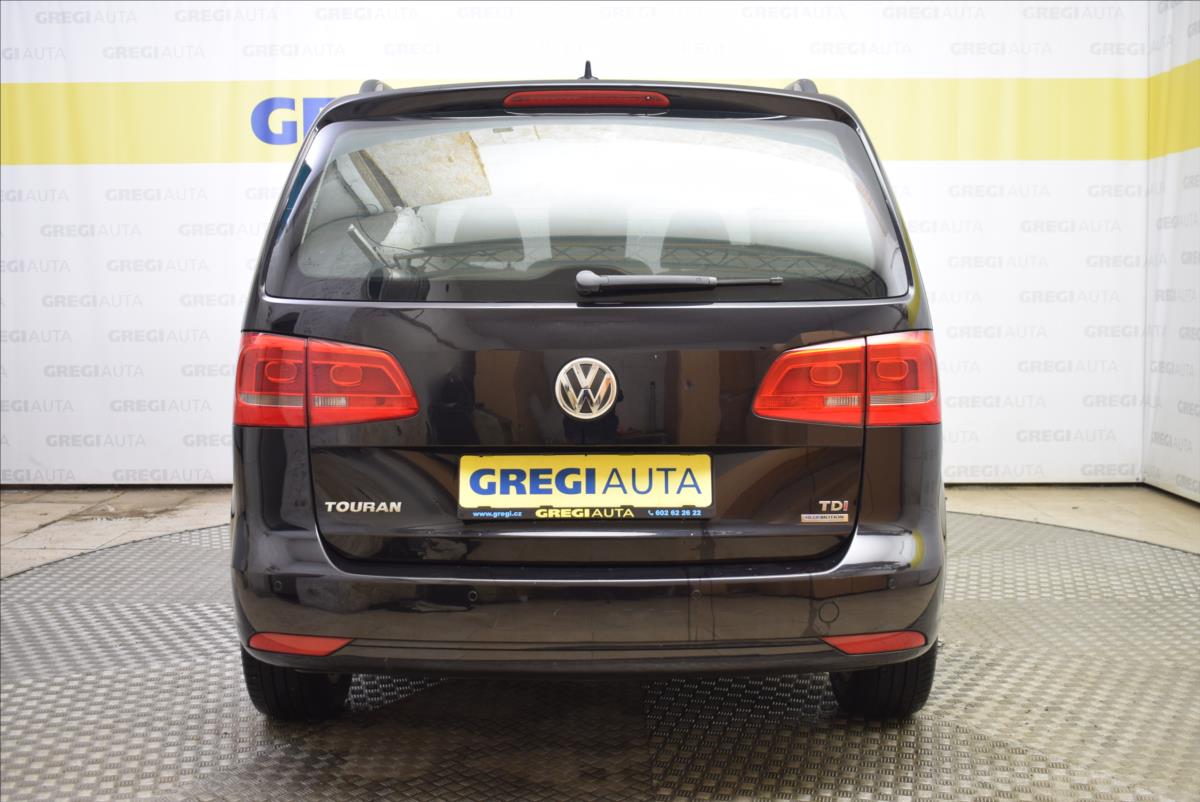 volkswagen-touran-1-6-tdi-dsg-pr-servis-top-stav - 3