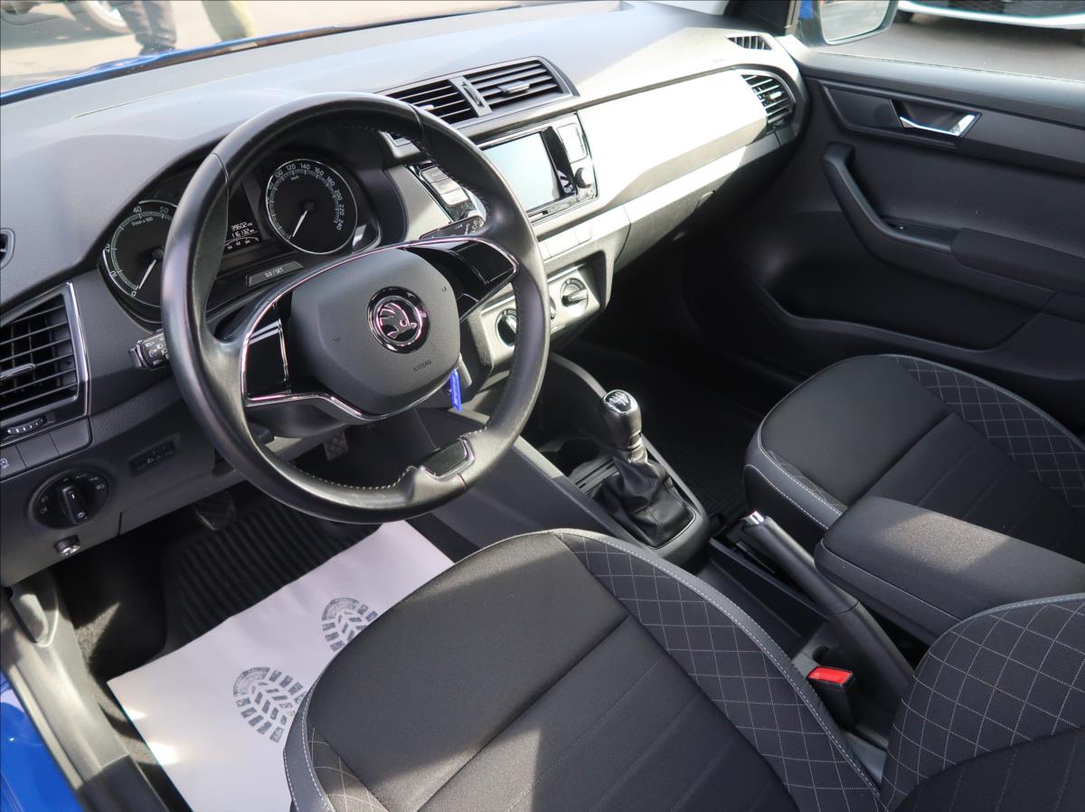 skoda-fabia-1-0-tsi-70kw-1majcr-serv-k-dph - 8