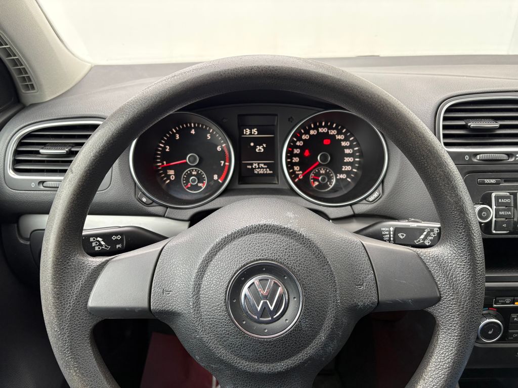 volkswagen-golf-1-6-75kw-aut-klima-vyhrevy - 7