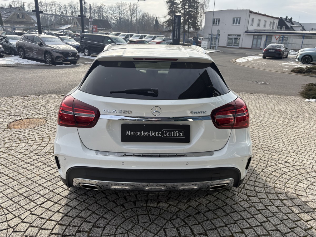 mercedes-benz-gla-2-0-gla-220-4m-amg-cz-1-majitel - 5