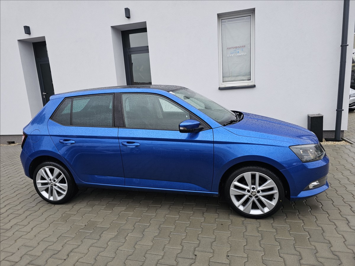 skoda-fabia-iii-1-2tsi-style-panorama - 4