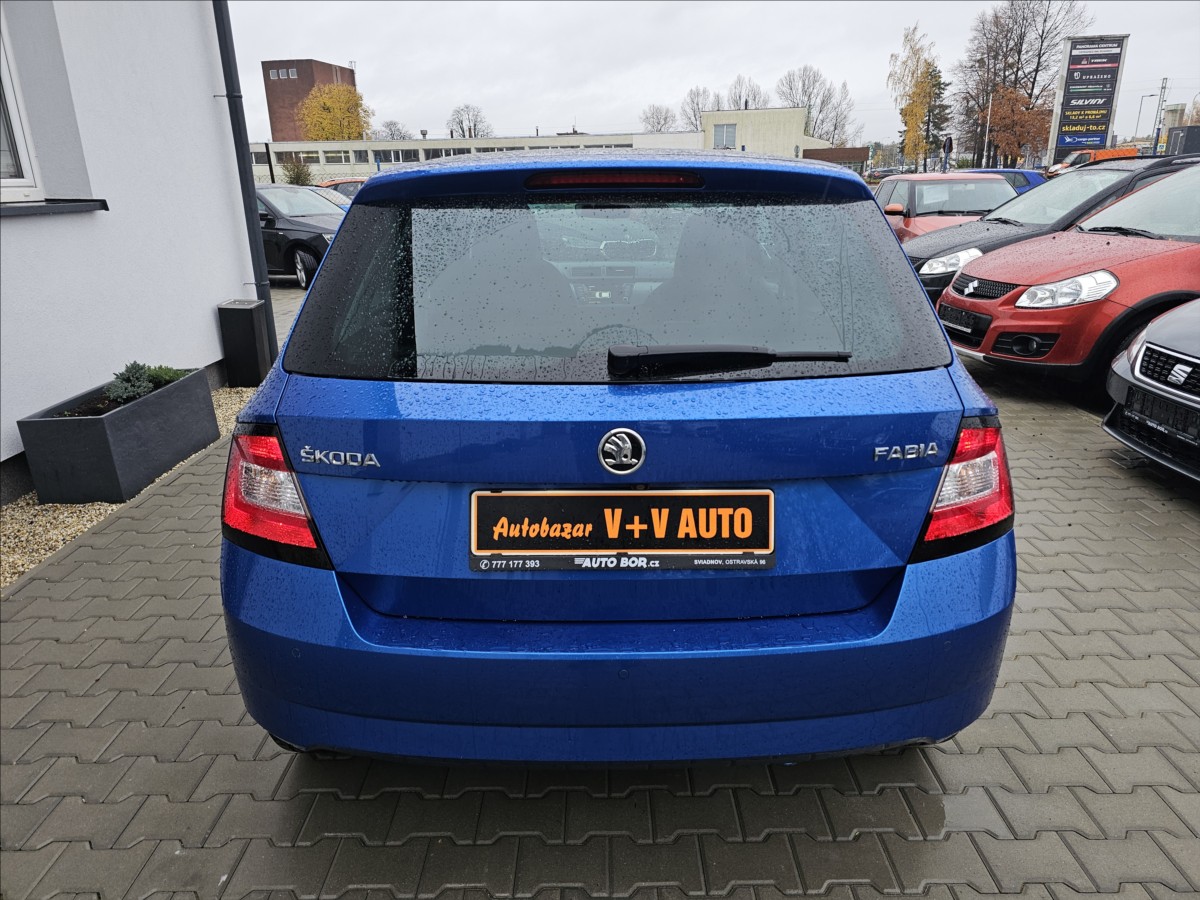 skoda-fabia-iii-1-2tsi-style-panorama - 6