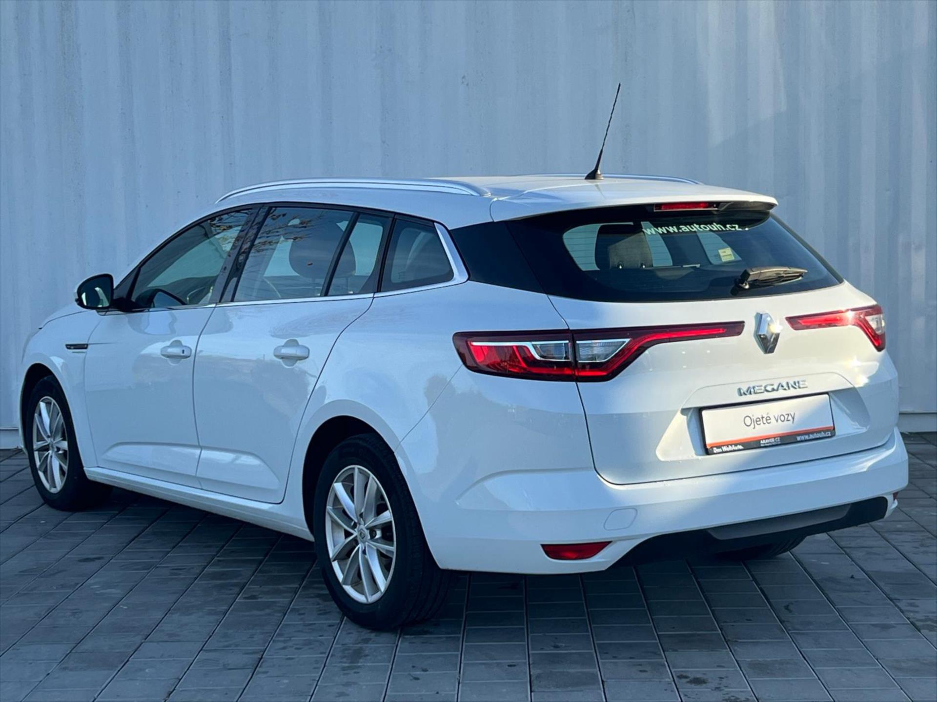 renault-megane-1-3-75kw - 6