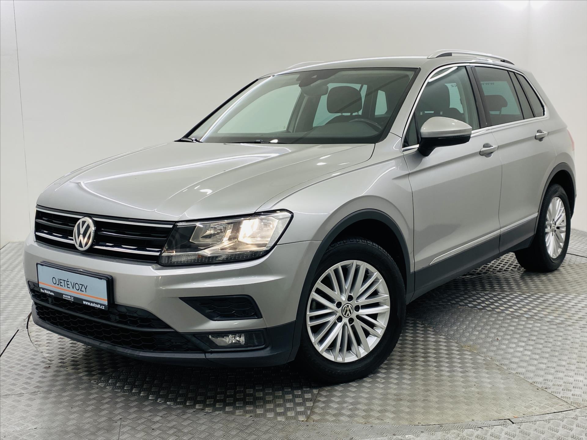 Volkswagen Tiguan 2,0   Comfotline DSG