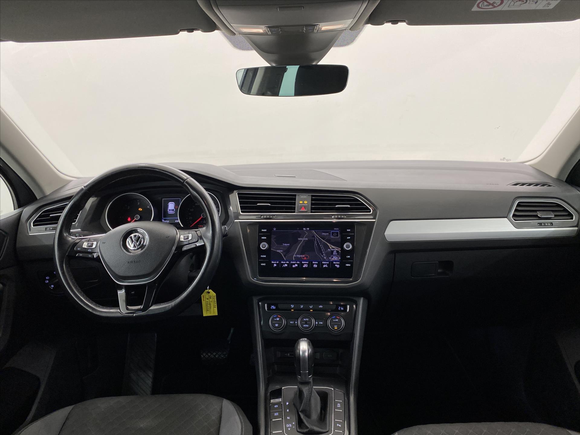 volkswagen-tiguan-2-0-comfotline-dsg - 8