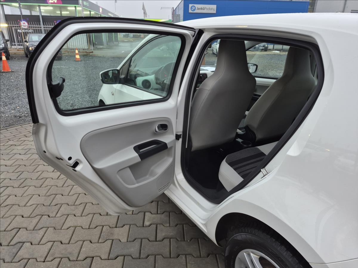 seat-mii-1-0-i-style-55kw-klimatizace-s-kniha - 9