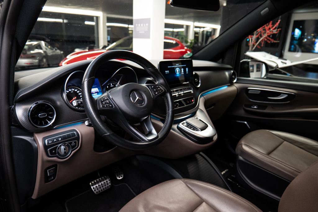 mercedes-benz-tridy-v-d-airmatic-4matic-pano-burmest - 3