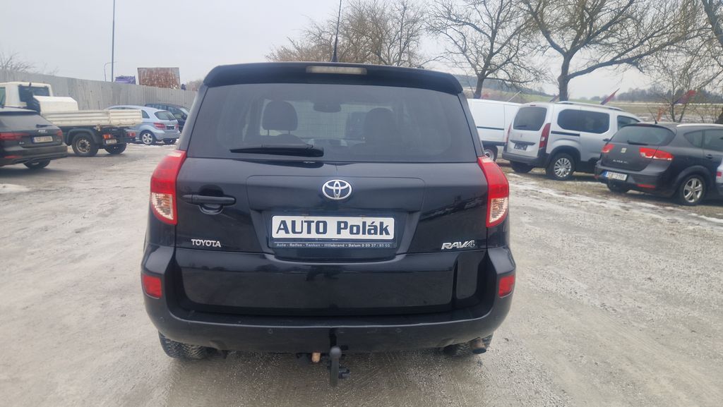 toyota-rav4-2-2-d - 3