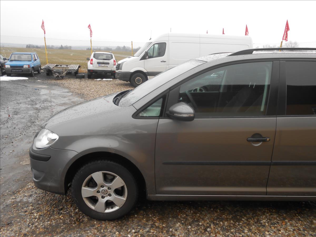 volkswagen-touran-1-9-tdi-66kw - 9