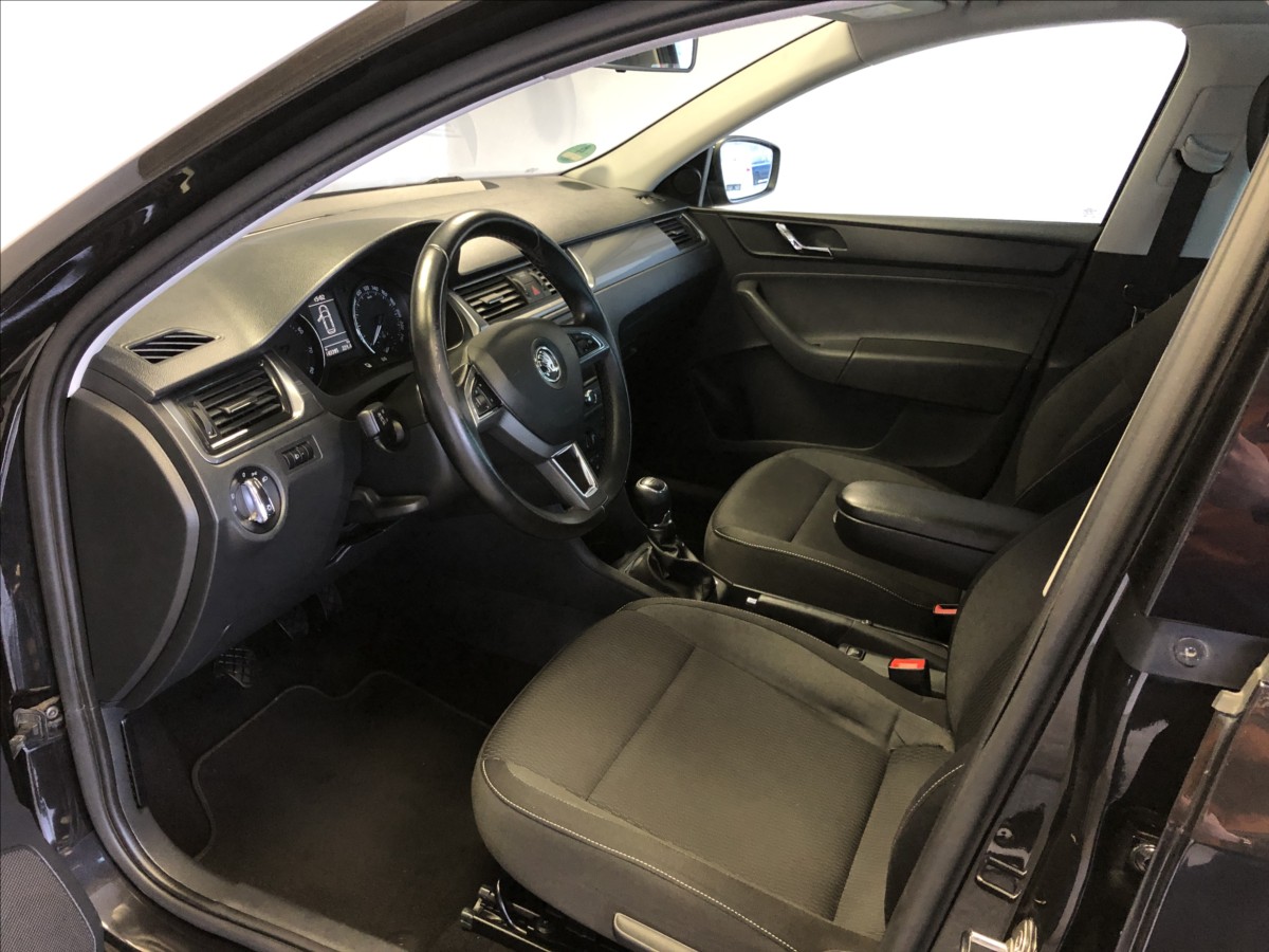 skoda-rapid-1-2-tsi - 8