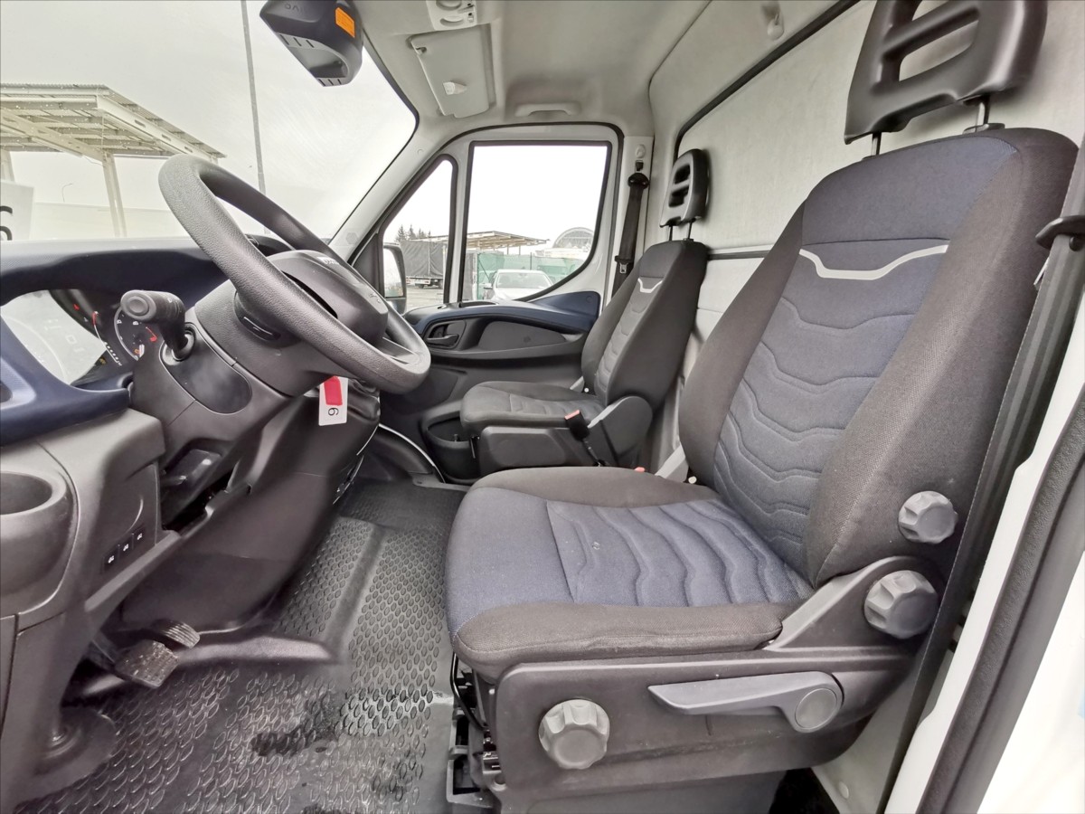 iveco-daily-35s14-at-8pal-mechy-uz-hm-1-2t - 4