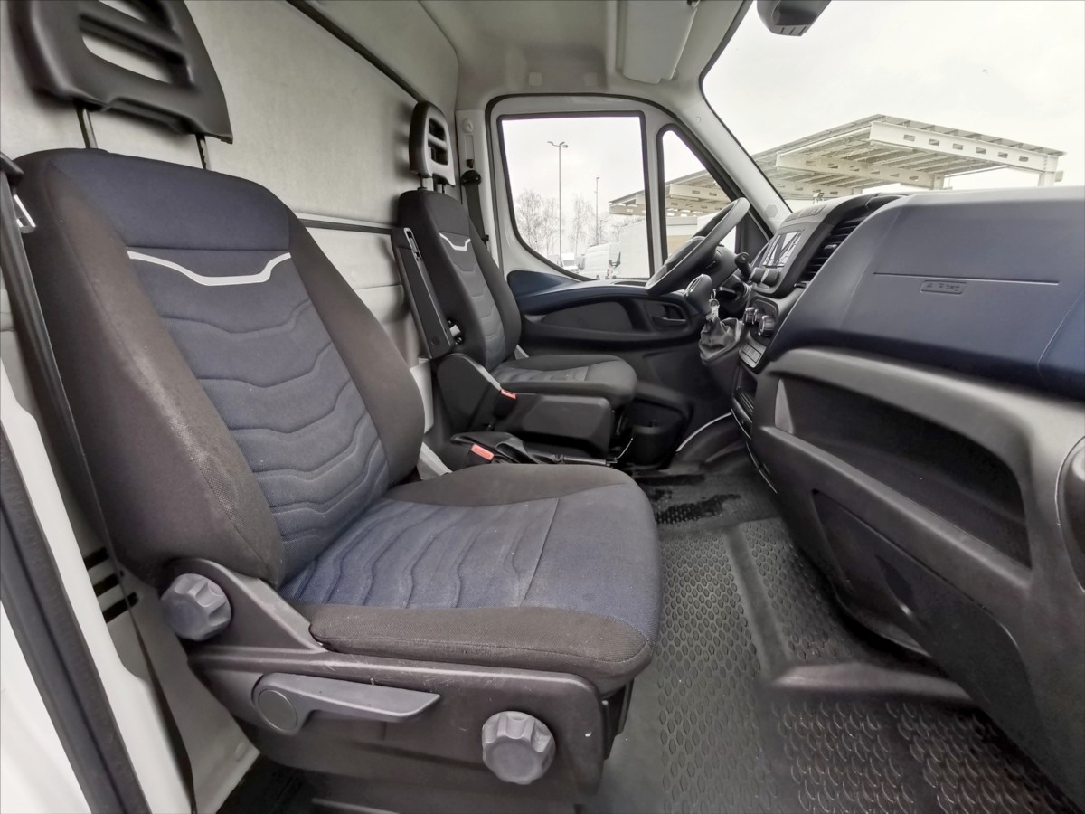 iveco-daily-35s14-at-8pal-mechy-uz-hm-1-2t - 6