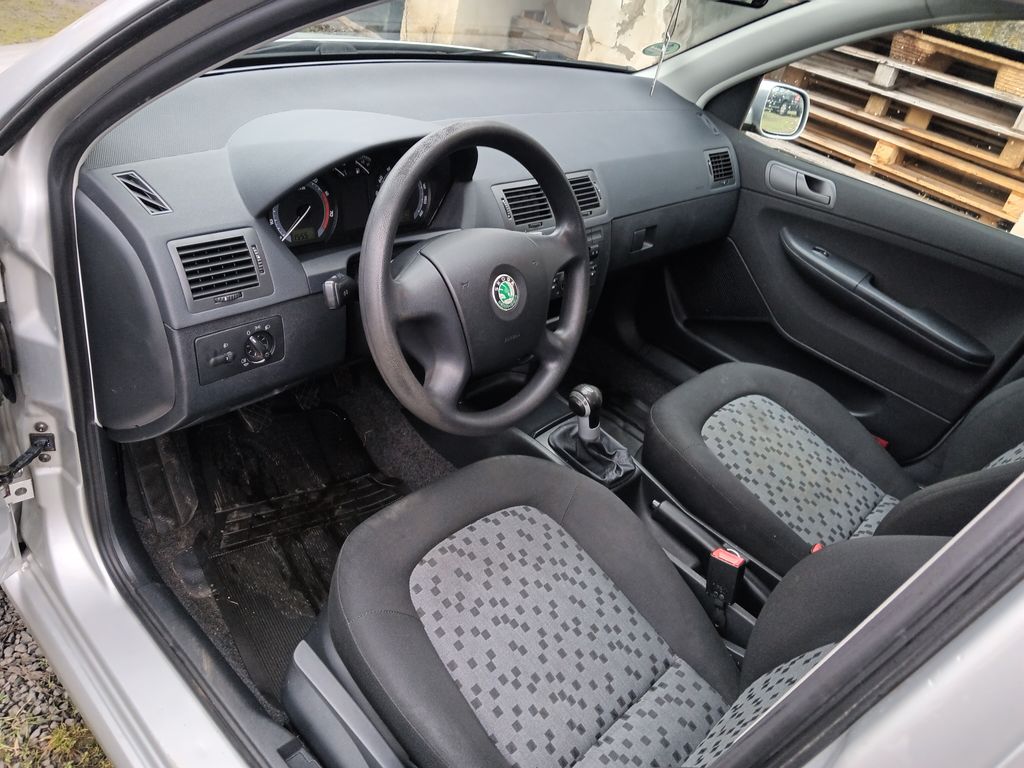 skoda-fabia-1-4-16v-cool - 8