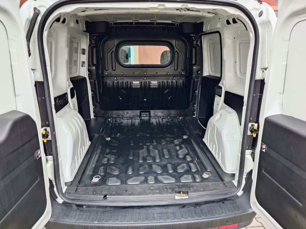 fiat-doblo-1-3-m-jet-sx-kasten-70kw-odpo - 9