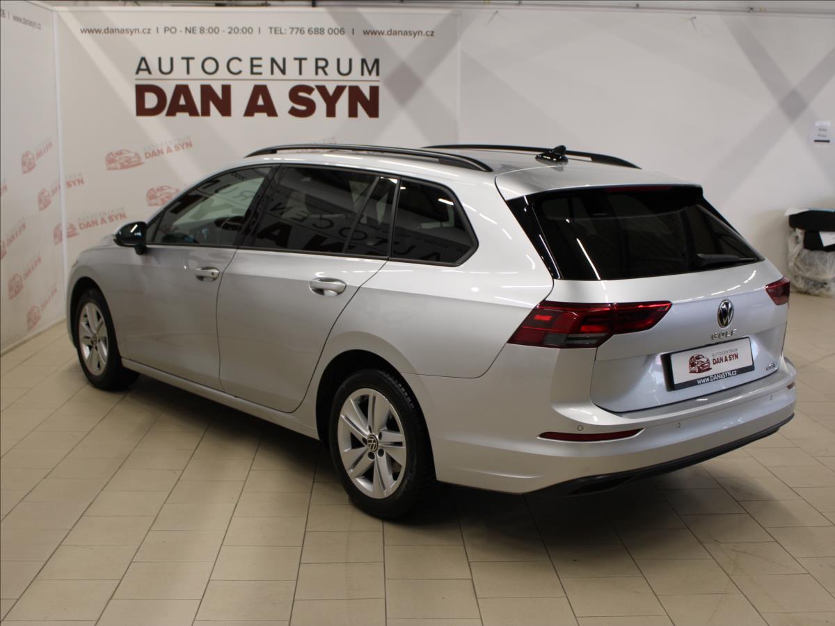 volkswagen-golf-1-5-tsi-evo-110kw-mhev-life-dsg - 5