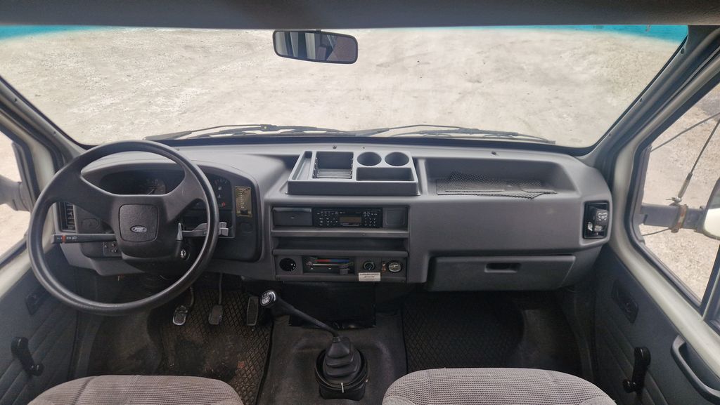 ford-transit-2-5-d - 8