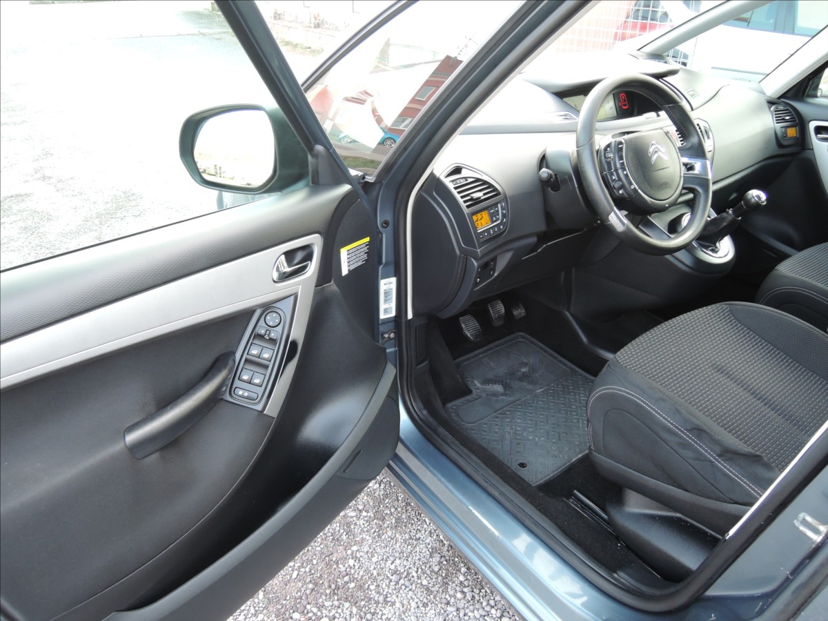 citroen-c4-picasso-1-6-vti-16v-servis-tazne - 7