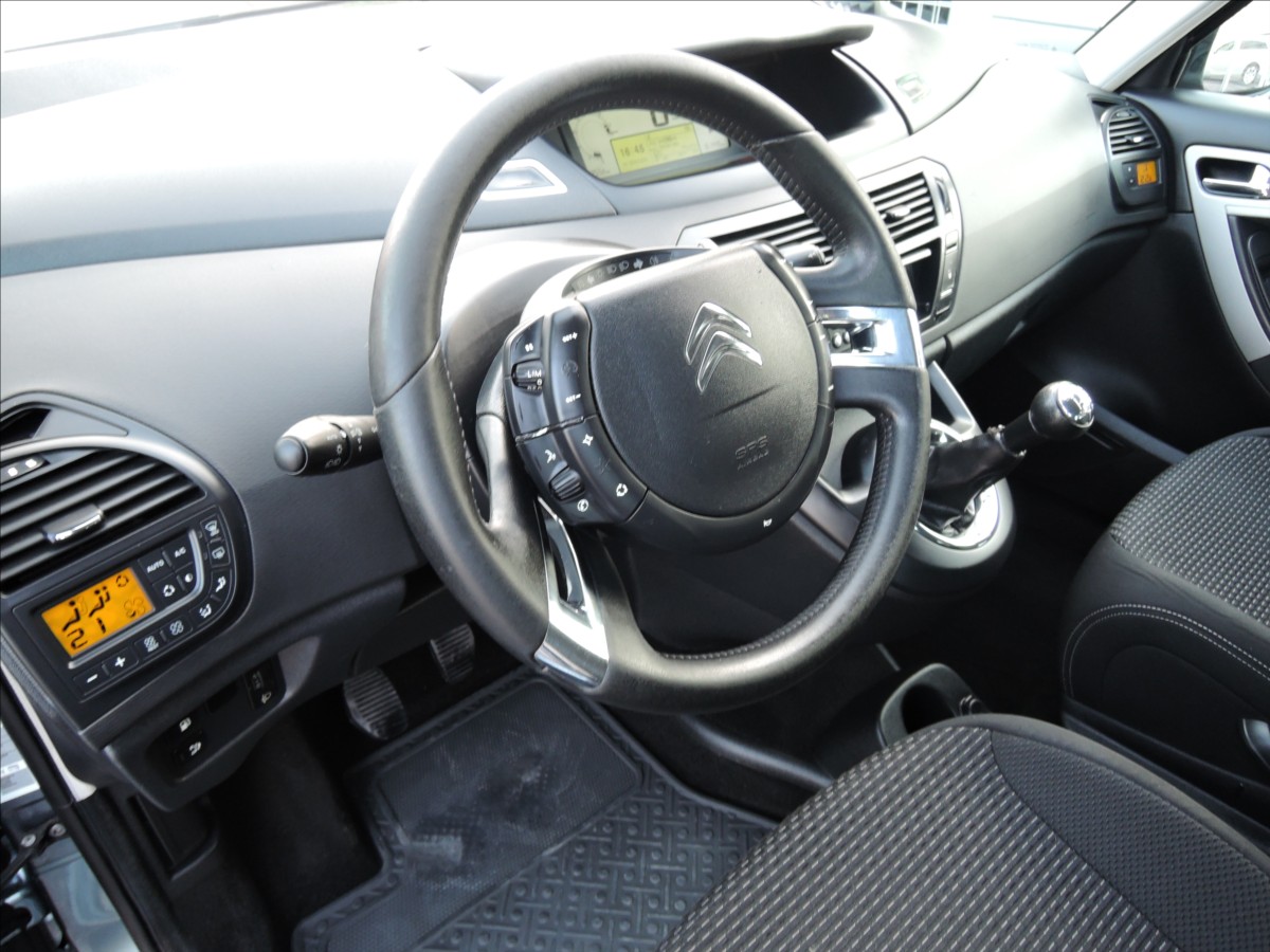 citroen-c4-picasso-1-6-vti-16v-servis-tazne - 8