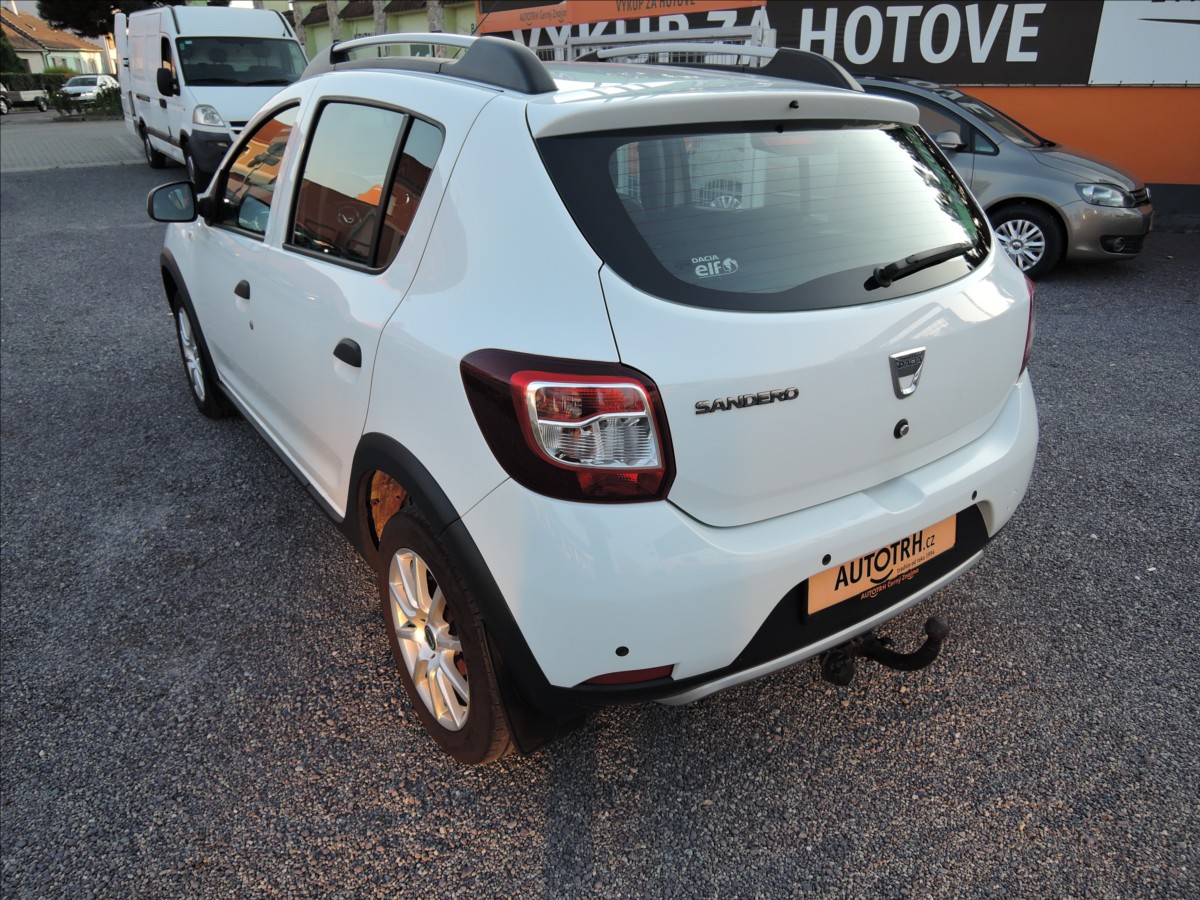 dacia-sandero-1-5-dci-stepway-arctica-navi - 6