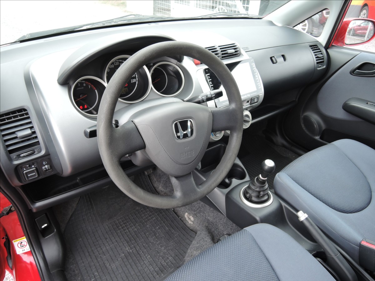 honda-jazz-1-3-i-live-klima-android - 8