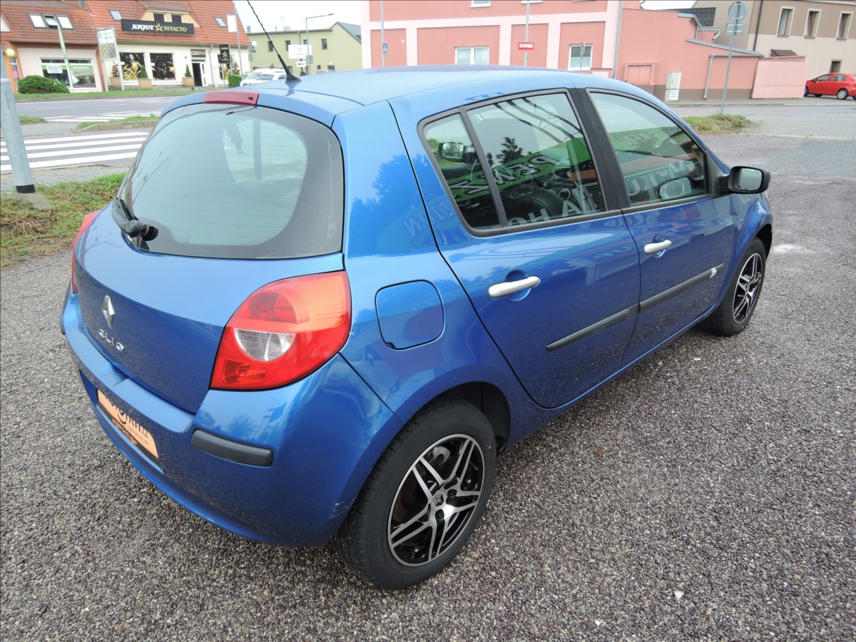 renault-clio-1-2-16v-75k-authentique-sport - 5