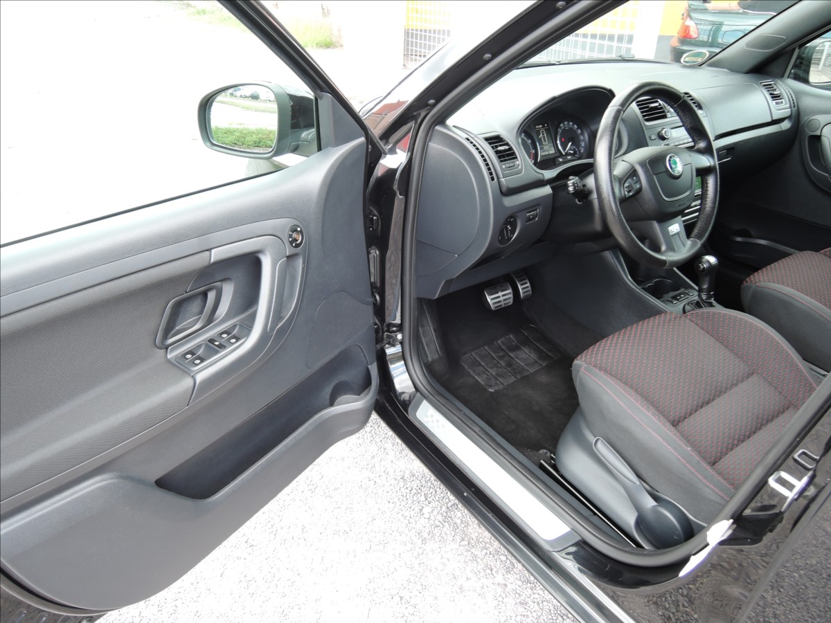 skoda-fabia-1-4-tsi-rs-dsg-180ps-servis - 7