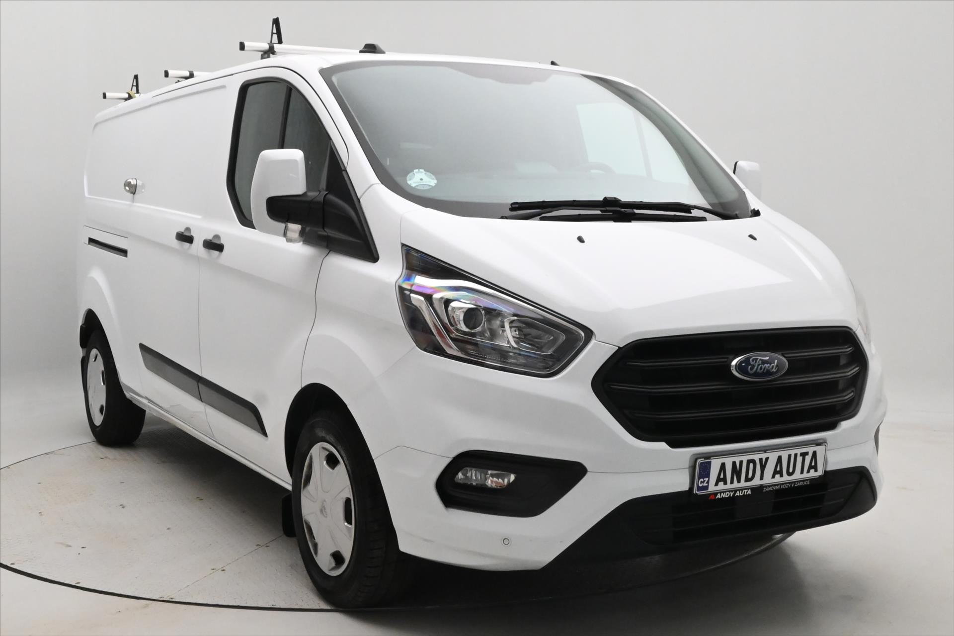 ford-transit-custom-2-0-ecoblue-96kw-l2h1-zaruka-az-5-let - 2