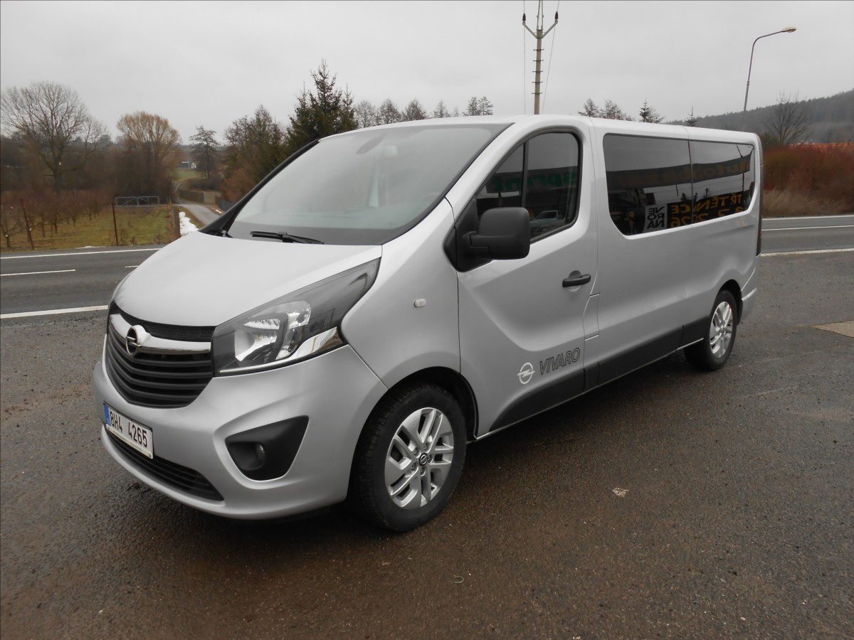 Opel Vivaro 1,6 92kW 9 Míst LONG Serviska
