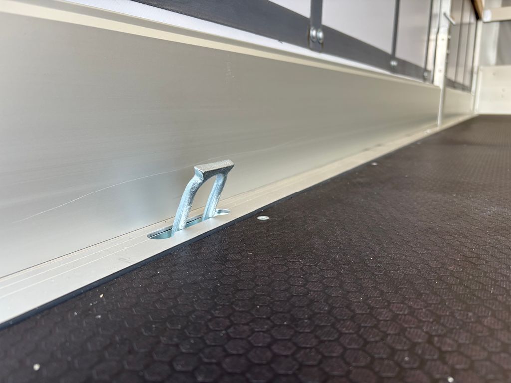 iveco-daily-3-0-aut-prujezd-souprava-22ep - 8