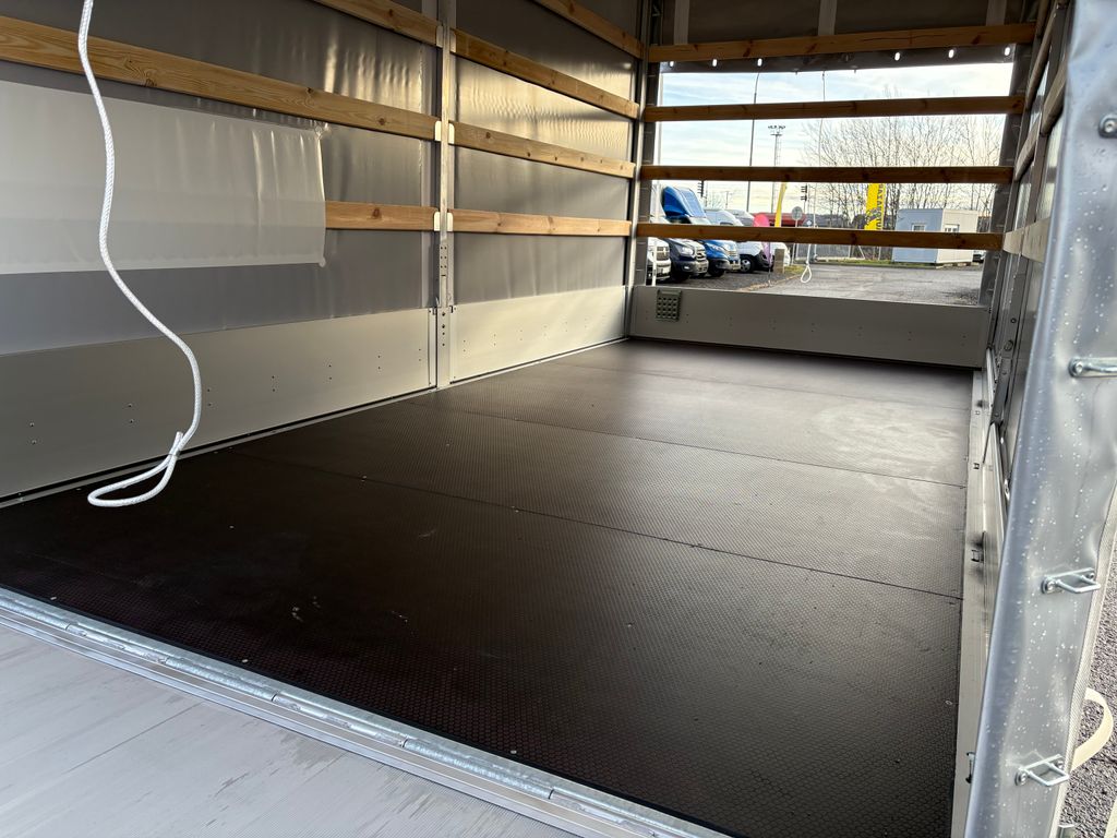 iveco-daily-3-0-aut-prujezd-souprava-22ep - 9